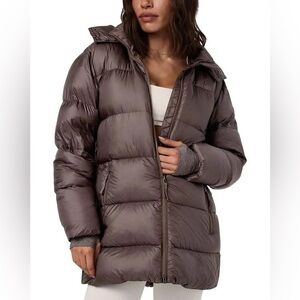 Vuori Coordinate Long Down Jacket, huckleberry